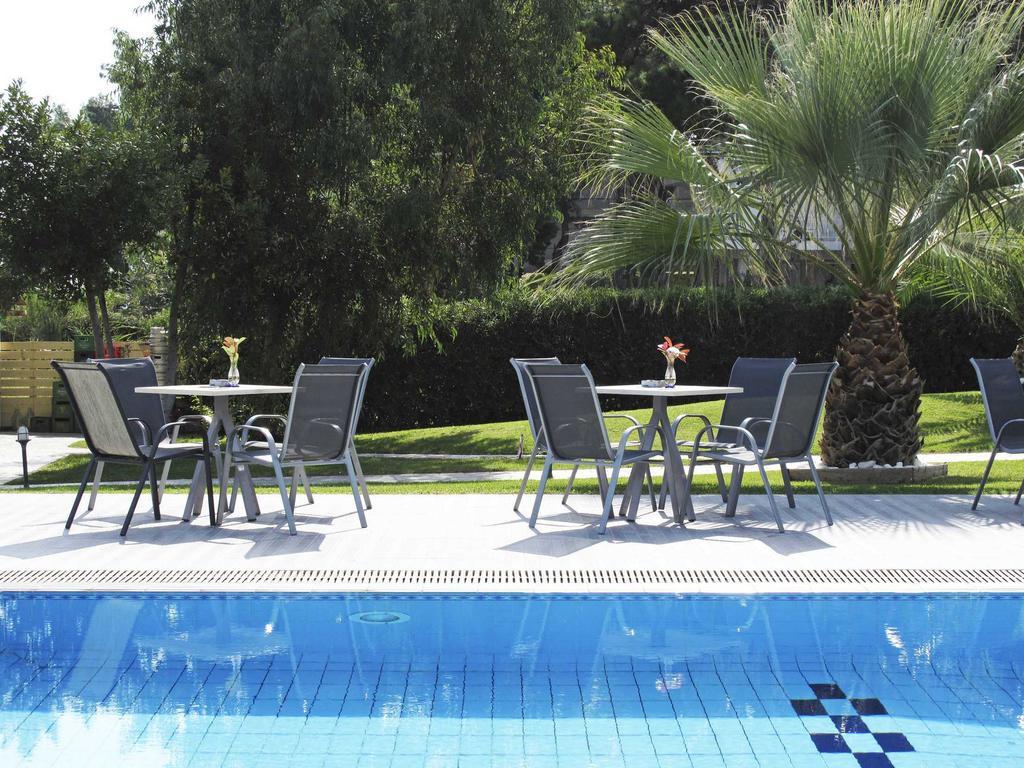 Hotel Azur Kriopijí Kültér fotó